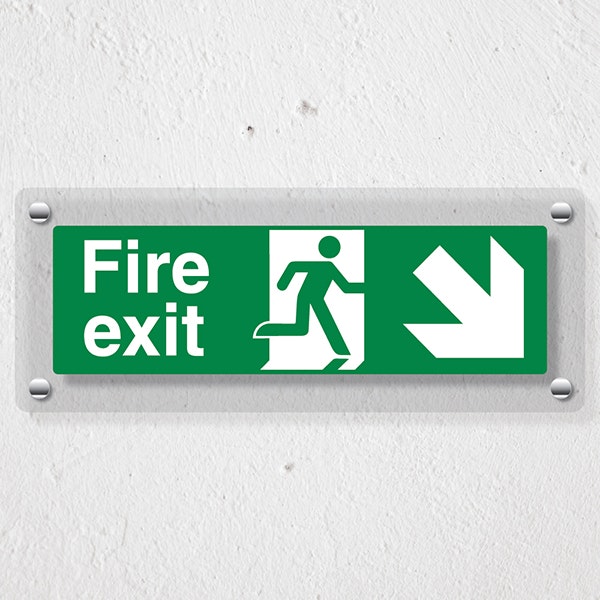 VSafety 14006BJ-R Cartello Uscita Di Sicurezza Fire Exit Down Right 450x150mm Plastica Verde