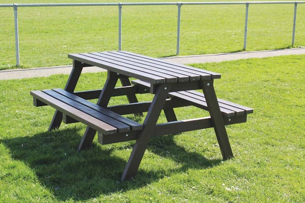 1500mm A Frame Picnic Table Recycled Plastic 6681