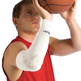 Mueller Diamond Pad Elbow Sleeve