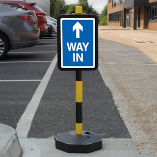 Temporary Signpost - WAY IN - Blue Arrow Up