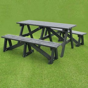 A Frame Deluxe Tables with Seating