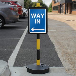 Temporary Signpost - Way In - Blue Arrow Left