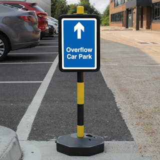 Temporary Signpost - Overflow Car Park - Blue Arrow Up