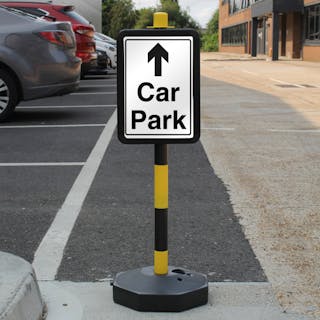 Temporary Signpost - Car Park - Arrow Up