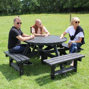 Round Picnic Table