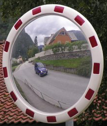 key-secure-traffic-and-safety-mirror.jpg
