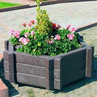 Salisbury Planter