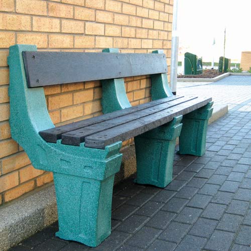 Stonehenge Wall Mounted Seat 3 Person H800 x L1775 x D485mm Emerald