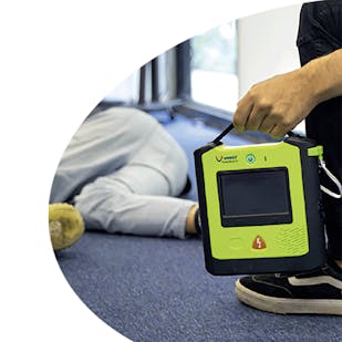 Vivest Semi-Automatic PowerBeat AED X1